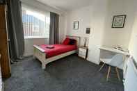 ห้องนอน Spacious 3-bed House in Darlington get Location