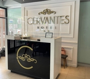 Lobi 3 Hotel Cervantes