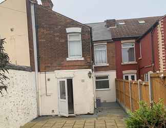 Bên ngoài 2 Lovely 3-bed House Located in Colchester