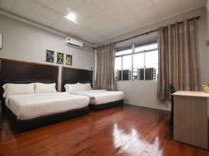 Kamar Tidur 4 Family Room in Kuching, With Ac and Wifi