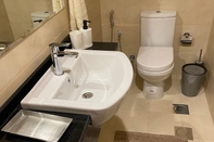 In-room Bathroom Luxury One Bed Apartment in Heart of Dubai