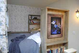 Bedroom 4 Courtyard Cottages Lymington