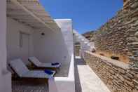 Swimming Pool Villa Tanaos in Tinos