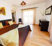 Bedroom 7 Duma in Albufeira With 4 Bedrooms and 4 Bathrooms