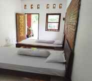 Bedroom 5 Borobudur Kampung Homestay - Aziz