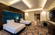 Bedroom 2 Warwick Riyadh Hotel