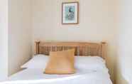 Kamar Tidur 6 The Littleton Arms