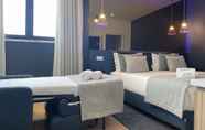 Kamar Tidur 4 Zurin Charm Hotel