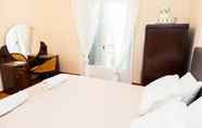 Bedroom 6 Renovated apt in the Heart of Piraeus