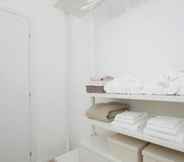 Toilet Kamar 5 Vatican White Apartment - Vatican Cumfida