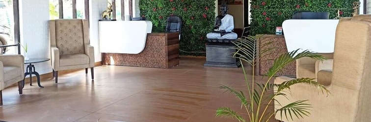 Lobby The Pench International