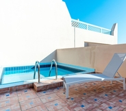 Swimming Pool 4 GLOBALSTAY. Luxury 4BR Private Pool Penthouse