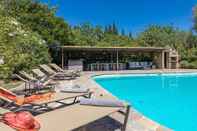 Swimming Pool Contessa Matilde 16