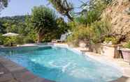 Swimming Pool 3 Villa Agave 8 in Monteciccardo