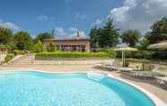 Swimming Pool 2 L Ovile 8 in Sovicille