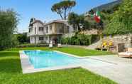 สระว่ายน้ำ 5 Villa Scirocco 10 2 in Pieve Ligure