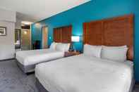 Bedroom SureStay Plus Hotel by Best Western The Villages