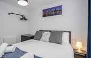 Bedroom 2 Watford Cassio Deluxe - Modernview Serviced Accommodation