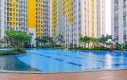 Swimming Pool 3 Modern Furnished 3Br At Springlake Summarecon Bekasi Apartment