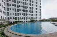 Swimming Pool Comfy And Minimalist Studio Room At Serpong Garden Apartment