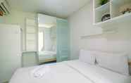 Bilik Tidur 3 Elegant And Comfy 1Br Apartment At Woodland Park Residence