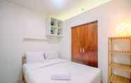 ห้องนอน 4 Elegant And Comfy 1Br Apartment At Woodland Park Residence