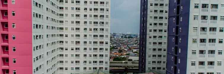 ภายนอกอาคาร Elegant And Tidy 2Br Green Pramuka City Apartment Near Mall