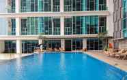 Swimming Pool 5 Comfort And High Floor Studio At Brooklyn Alam Sutera Apartment