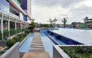 Swimming Pool 7 Warm And Cozy 2Br At Green Pramuka City Apartment