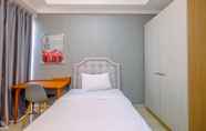 ห้องนอน 5 Comfy And Cozy 2Br At Menteng Park Apartment