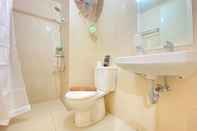 Toilet Kamar Nice And Cozy 2Br Apartment At Parahyangan Residence