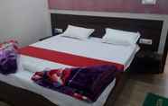 Bedroom 2 Goroomgo Mayagiri Patna