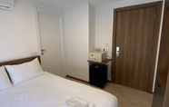 Kamar Tidur 3 Mina Life Hotel