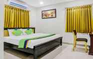 Bedroom 2 Itsy By Treebo - Royal Galaxy Kukatpally