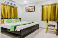 Bedroom Itsy By Treebo - Royal Galaxy Kukatpally