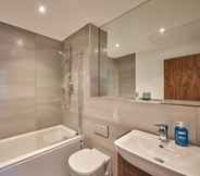 In-room Bathroom 6 Broadway Residences One Bedroom