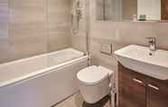 In-room Bathroom 5 Broadway Residences One Bedroom