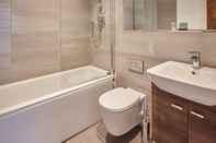 In-room Bathroom Broadway Residences One Bedroom