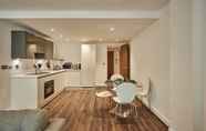 Kamar Tidur 2 Jewellery Quarter Suites - Luxury Apartments