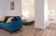 Kamar Tidur 7 Luxurious Studio Apartment - NEC BHX Solihull