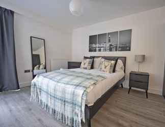 Bedroom 2 Seven Living Ashford - Luxury Studio Apartment