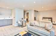 Ruang Umum 5 Seven Living Bracknell - Luxurious Chic Studio Apartments