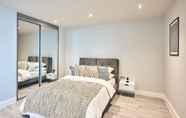 ห้องนอน 6 Seven Living Bracknell - Luxurious Chic Studio Apartments