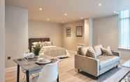 ห้องนอน 2 Seven Living Bracknell - Luxurious Chic Studio Apartments