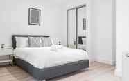 Bedroom 2 Seven Living Residences Solihull - Modern Studios Close to NEC and BHX