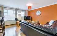 Lobby 4 Stylish 2 Bedroom Apartment Central Exeter Parking on Site