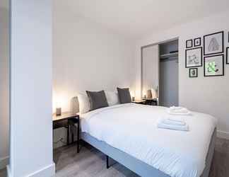 Bedroom 2 Seven Living Residences Solihull - Modern Studios NEC and BHX