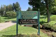 Exterior Rolling Pines Golf & Banquet Facility