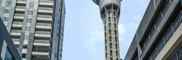 Luar Bangunan Super Central To SkyTower - Netflix