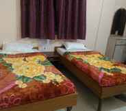 Kamar Tidur 7 Goroomgo Sharda Guest House Bodhgaya